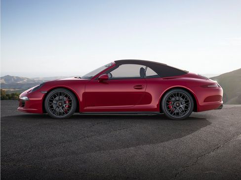 Used 2015 Porsche 911 Cabriolet image 5