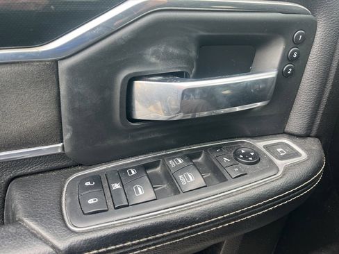 Used 2019 RAM 3500 Laramie image 24
