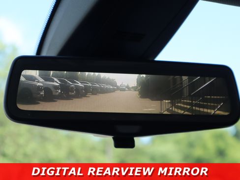 Used 2019 Chevrolet Traverse LT w/ LT Premium Package FWD image 24