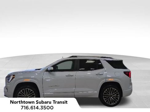 Used 2026 GMC Terrain Denali AWD/4WD image 2