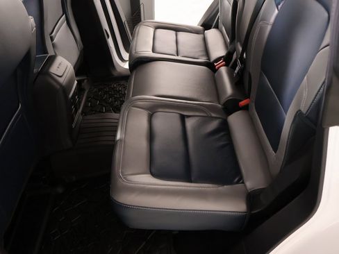 Used 2024 Ford Bronco Outer Banks image 14