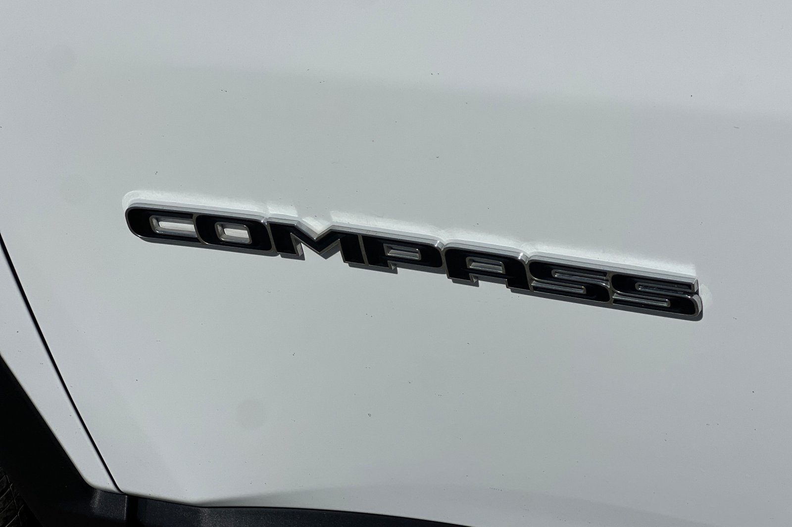 Used 2024 Jeep Compass Latitude AWD/4WD image 29