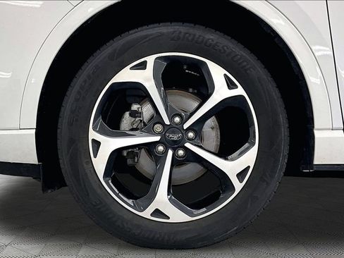 Certified 2023 Ford Escape ST-Line Select w/ Tech Pack #2 AWD/4WD image 9