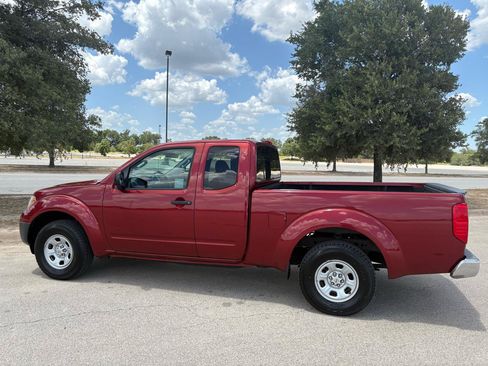 Used 2014 Nissan Frontier S RWD image 26