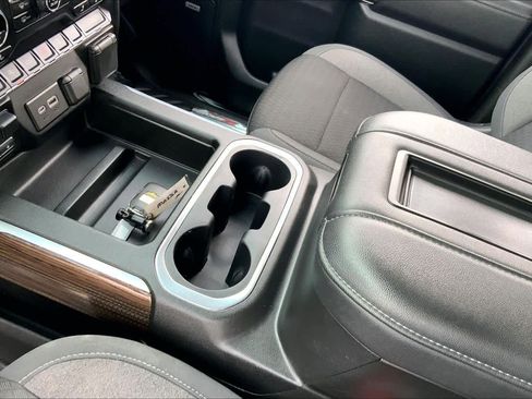 Used 2021 Chevrolet Silverado 1500 LT Trail Boss w/ Convenience Package II image 15