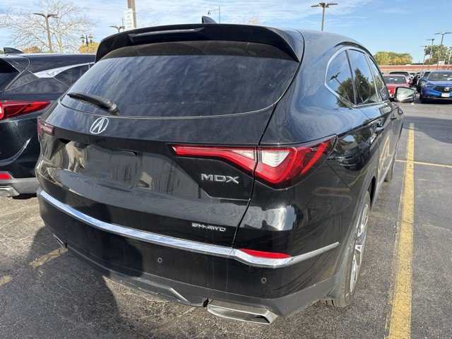 Used 2024 Acura MDX w/ Technology Package AWD/4WD image 3