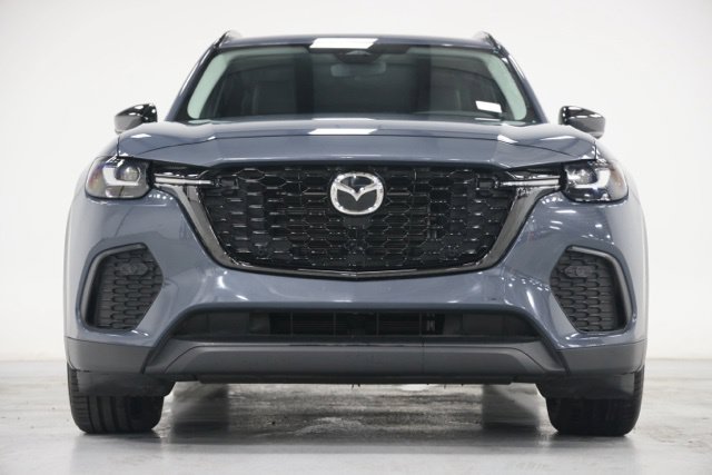 Used 2025 MAZDA CX-70 3.3 Turbo w/ Preferred Package AWD/4WD image 2