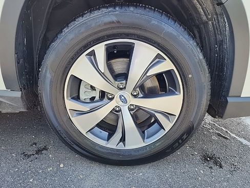 Certified 2025 Subaru Ascent Premium AWD/4WD image 10