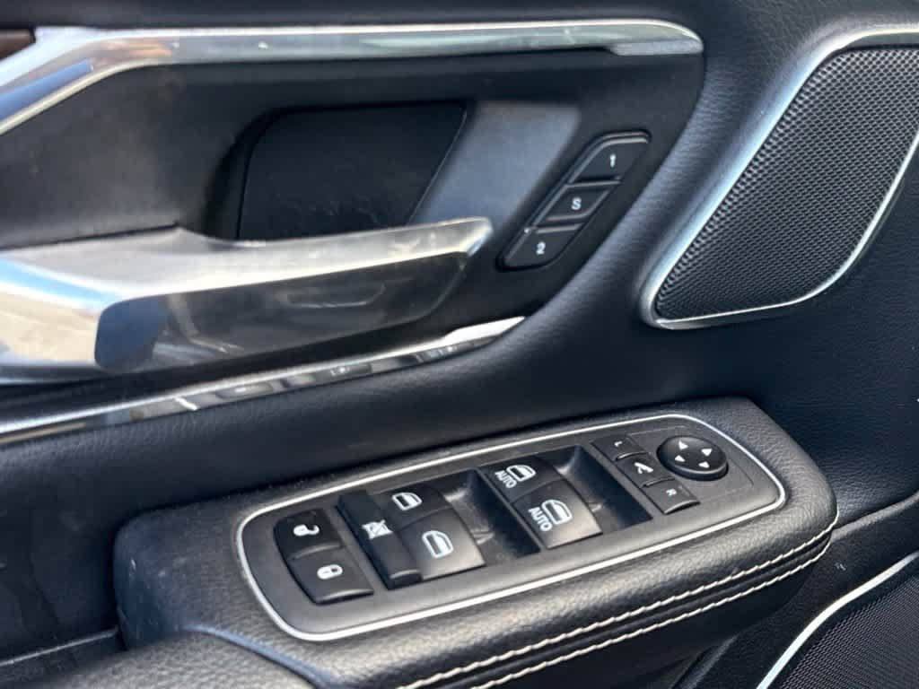Used 2021 RAM 1500 Laramie AWD/4WD image 13