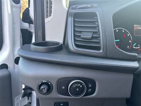Used 2023 Ford Transit 350 XLT image 30