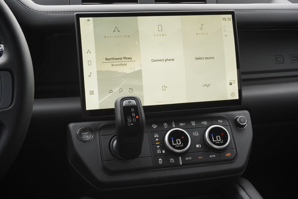New 2026 Land Rover Defender 110 X-Dynamic SE AWD/4WD image 15