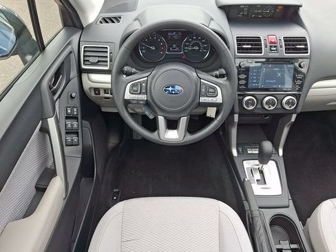 Used 2018 Subaru Forester 2.5i Premium AWD/4WD image 12