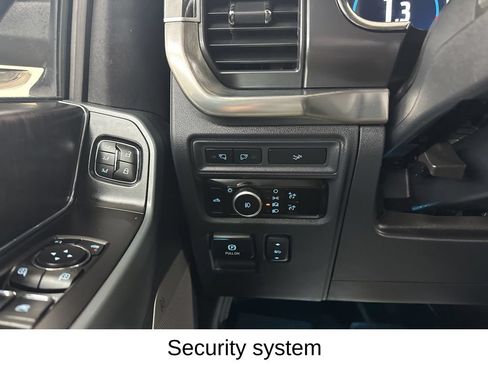 Used 2023 Ford F150 Lariat AWD/4WD image 40