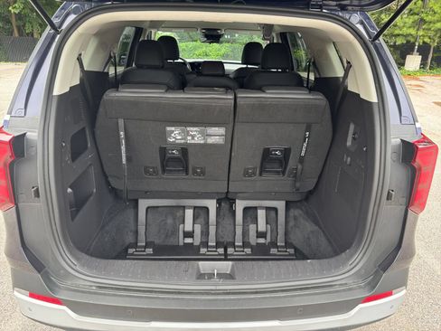 Used 2026 Kia Carnival FWD image 33