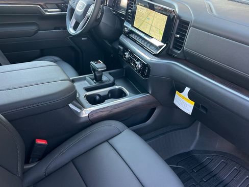 New 2026 GMC Sierra 1500 SLT w/ SLT Premium Plus Package AWD/4WD image 14