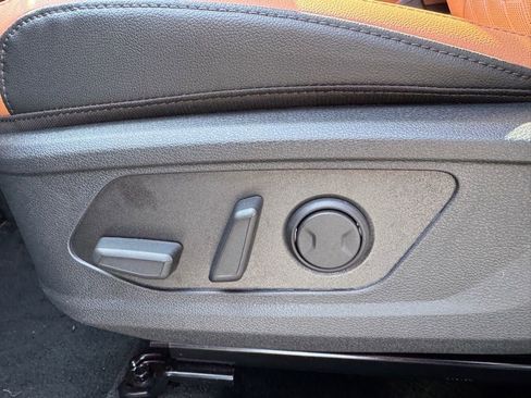 New 2026 Kia Sportage X-Line w/ X-Line Technology Package image 12