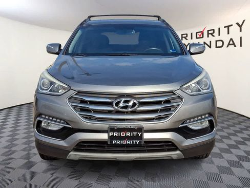Used 2018 Hyundai Santa Fe Sport image 2