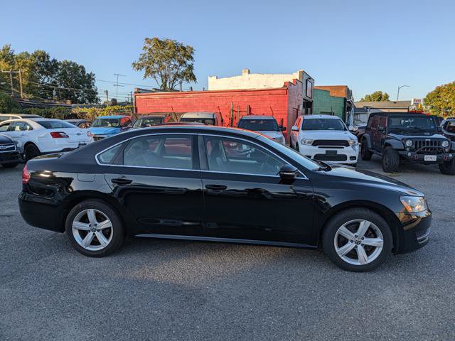 Used 2012 Volkswagen Passat 2.5 SE FWD image 14