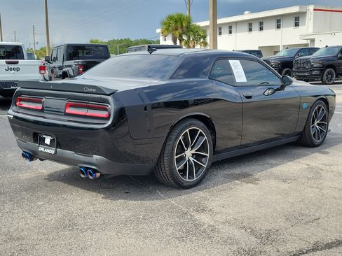 Used 2016 Dodge Challenger R/T Scat Pack RWD image 7