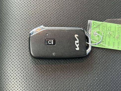 Certified 2025 Kia Sportage EX FWD image 28