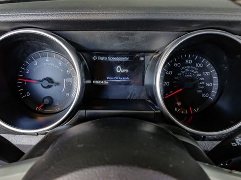 Used 2019 Ford Mustang Coupe image 18