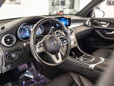Used 2022 Mercedes-Benz GLC 300 GLC 300 image 19