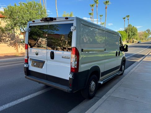 Used 2025 RAM ProMaster 2500 w/ U-Haul Equipment Group FWD image 53