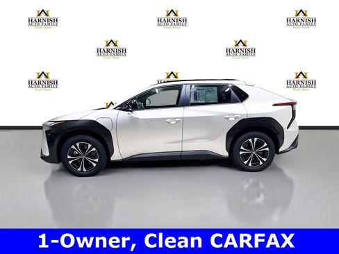 Used 2024 Toyota bZ4X XLE image 8