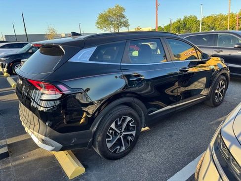 Certified 2025 Kia Sportage EX w/ Premium Package image 4