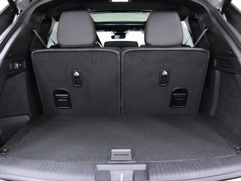 Used 2025 Acura MDX A-Spec image 36