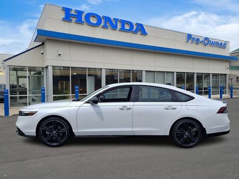 Used 2023 Honda Accord Sport image 7