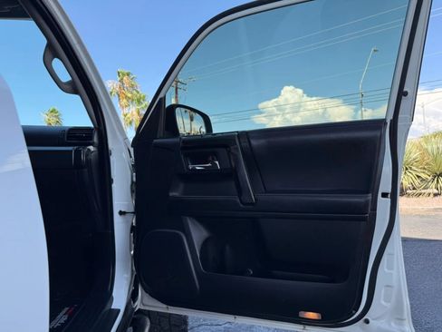 Used 2020 Toyota 4Runner TRD Pro AWD/4WD image 37