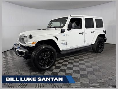 Used 2024 Jeep Wrangler Unlimited Sahara w/ Safety Group