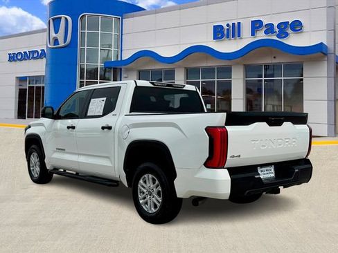 Used 2022 Toyota Tundra SR5 AWD/4WD image 6