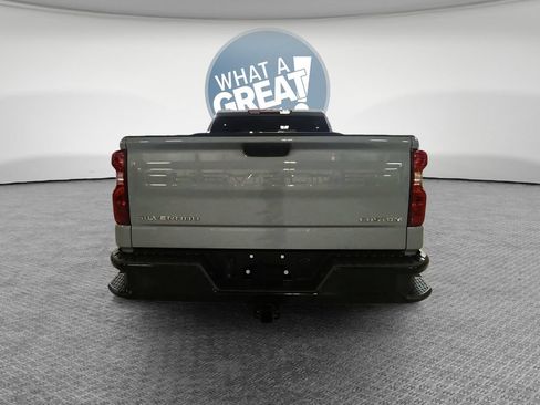 Used 2024 Chevrolet Silverado 1500 Custom Trail Boss AWD/4WD image 6