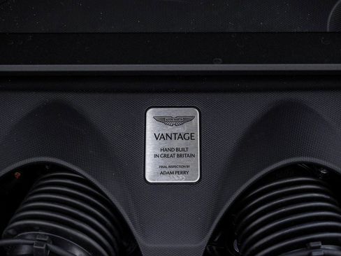 New 2026 Aston Martin V8 Vantage Roadster image 40