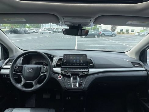 Certified 2025 Honda Odyssey EX-L image 10