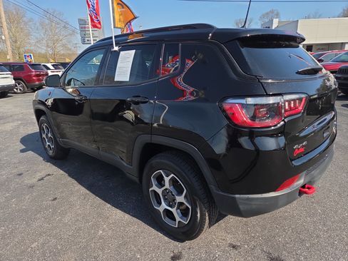 Certified 2022 Jeep Compass Trailhawk w/ Trailhawk Convenience Group AWD/4WD image 6
