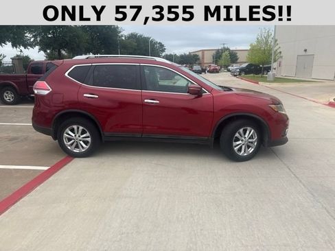Used 2015 Nissan Rogue SV w/ SV Premium Package AWD/4WD image 2