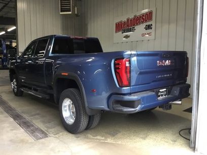 New 2025 GMC Sierra 3500 Denali w/ Denali Reserve Package
