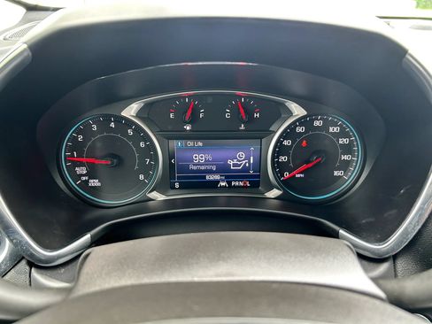 Used 2021 Chevrolet Equinox LT FWD image 19