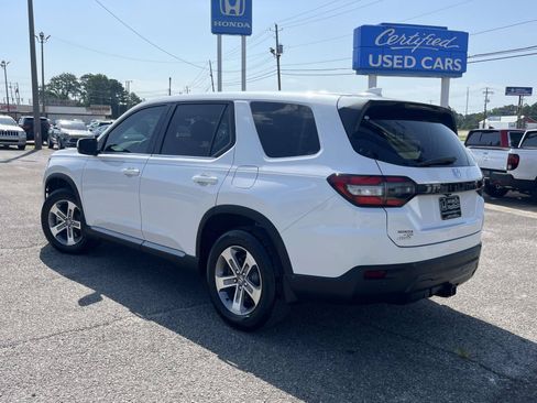 Certified 2025 Honda Pilot EX-L image 4