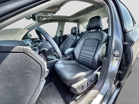 Used 2022 Volkswagen Jetta SE FWD image 11