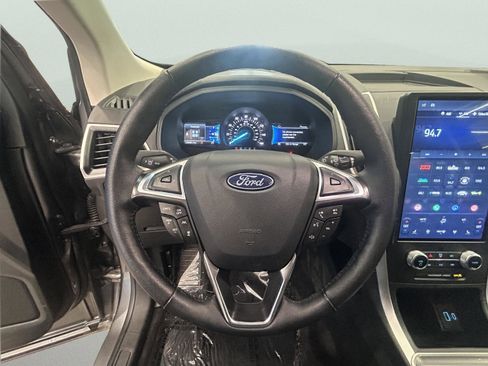 Certified 2024 Ford Edge SEL image 18