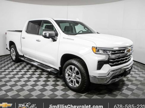 Used 2022 Chevrolet Silverado 1500 LTZ AWD/4WD image 1