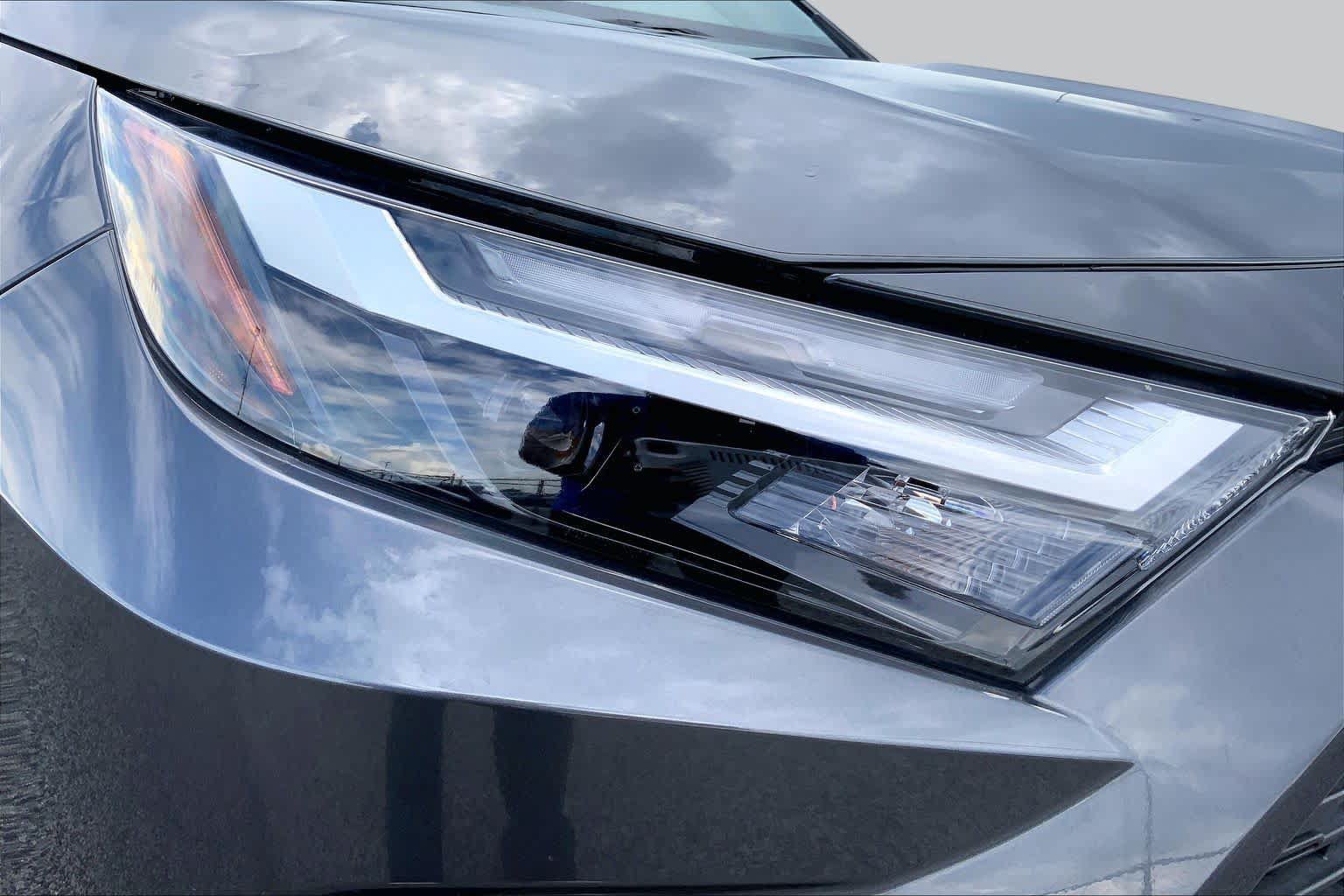 Certified 2024 Toyota RAV4 XLE FWD image 27