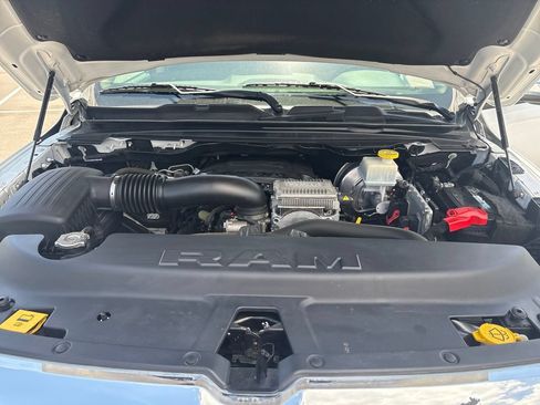 Used 2021 RAM 1500 Laramie AWD/4WD image 19