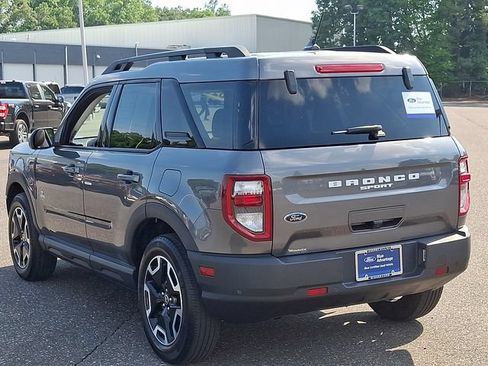 Certified 2023 Ford Bronco Sport Outer Banks w/ Tech Package AWD/4WD image 4