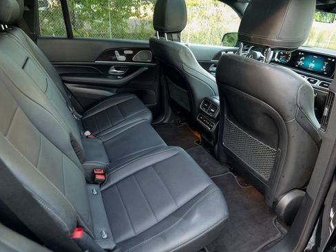Used 2023 Mercedes-Benz GLS 450 4MATIC image 31