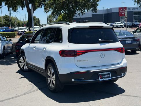 Used 2024 Mercedes-Benz EQB 250+ image 7